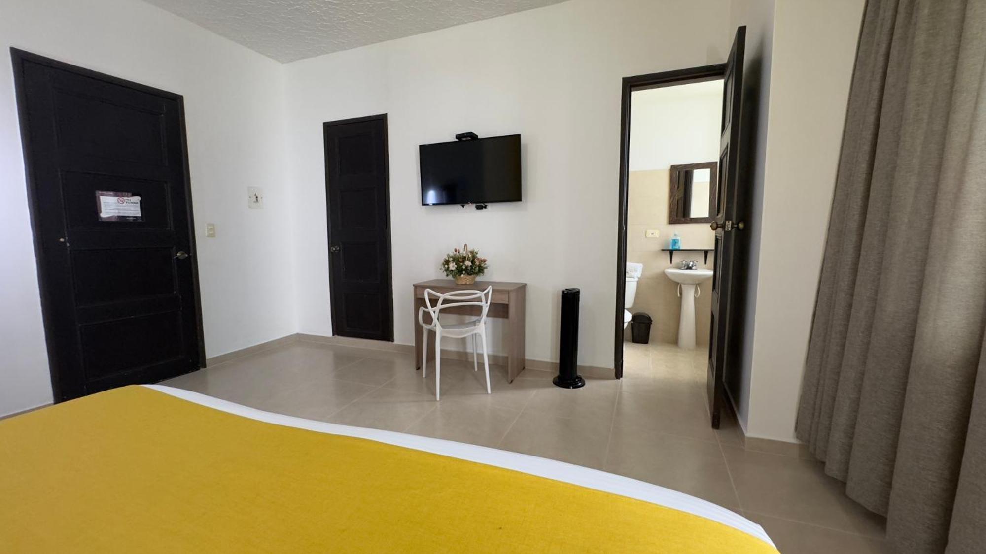 Hotel Cataluna - Soluciones Hoteleras Pereira Zewnętrze zdjęcie